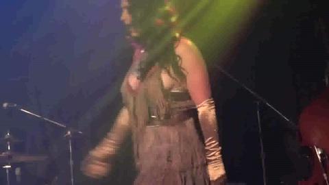 18622